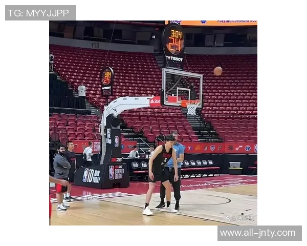 斯普利特赞杨瀚森场下努力训练心肺与力量这位年轻球员的拼搏精神值得认可