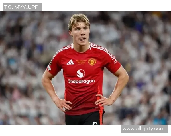 霍伊伦展现出超越卢卡库的决定性与潜力引发热议