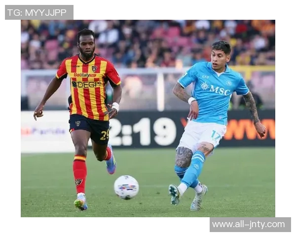 诺丁汉森林与那不勒斯商讨卢卡转会事宜进展顺利