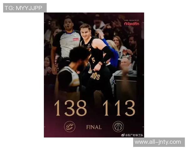 哈登首节表现抢眼轻松拿下11分3篮板2助攻正负值高达14